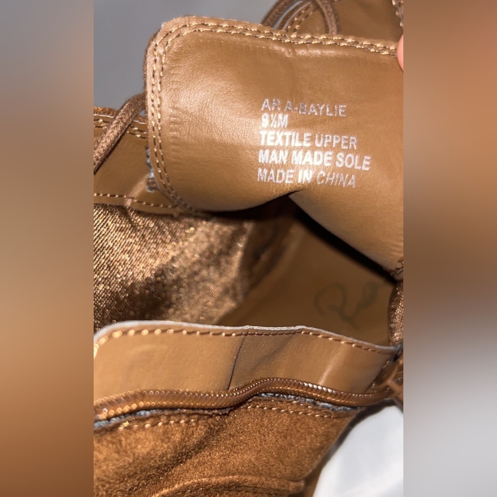 New American Eagle Brown Suede Ankle Wedge Booties 9.5 Lace Up Zip Side 3” Heel - Picture 7 of 7